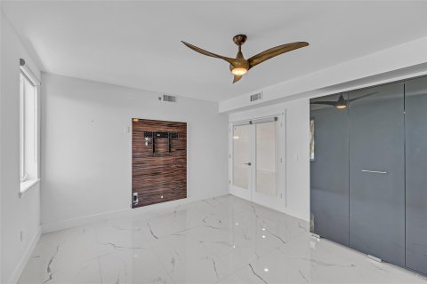 Copropriété à vendre à Fort Lauderdale, Floride: 3 chambres, 184.88 m2 № 1188608 - photo 13