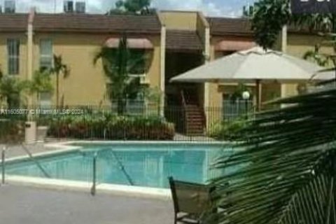 Copropriété à vendre à Tamarac, Floride: 2 chambres, 94.11 m2 № 1239091 - photo 14