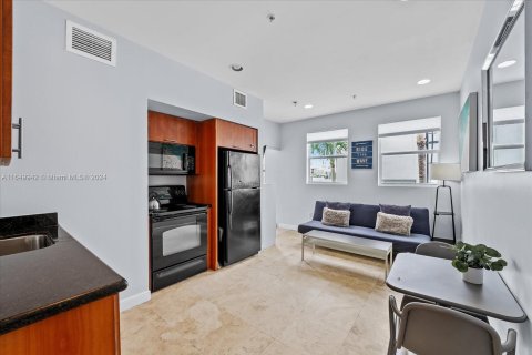 Condominio en venta en Miami Beach, Florida, 1 dormitorio, 39.86 m2 № 1332331 - foto 13