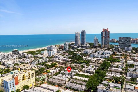 Condominio en venta en Miami Beach, Florida, 1 dormitorio, 39.86 m2 № 1332331 - foto 1