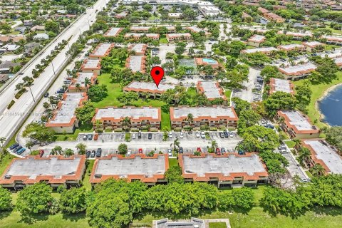 Adosado en venta en Sunrise, Florida, 3 dormitorios, 140.47 m2 № 1328904 - foto 29