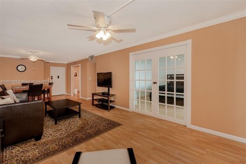 Condominio en venta en Hollywood, Florida, 2 dormitorios, 117.24 m2 № 1135301 - foto 7