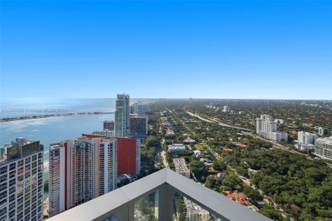 Copropriété à vendre à Miami, Floride: 3 chambres, 217.11 m2 № 927087 - photo 18