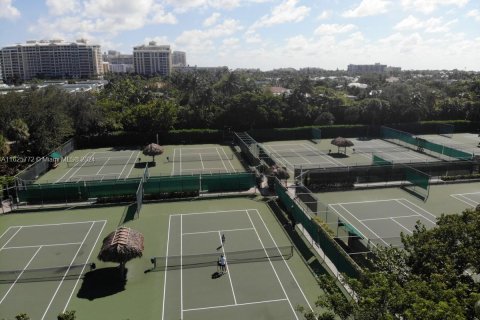 Condo in Key Biscayne, Florida, 2 bedrooms  № 1272840 - photo 22