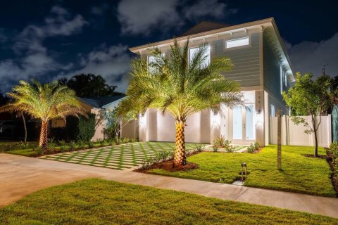 Casa en venta en Lake Worth, Florida, 4 dormitorios, 210.05 m2 № 825477 - foto 17