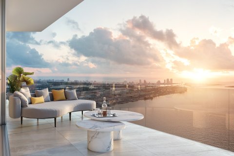Penthouse in Baccarat Brickell in Miami, Florida 3 bedrooms, 846.34 sq.m. № 714697 - photo 1