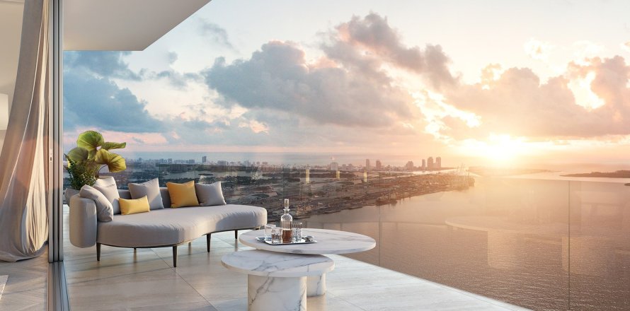 Penthouse in Baccarat Brickell in Miami, Florida 3 bedrooms, 846.34 sq.m. № 714697