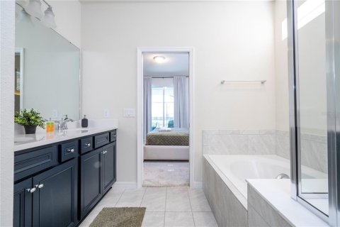 Casa en venta en Davenport, Florida, 5 dormitorios, 243.5 m2 № 814209 - foto 26
