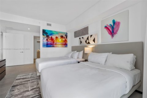 Hotel en venta en Hollywood, Florida, 2 dormitorios, 96.99 m2 № 909333 - foto 8