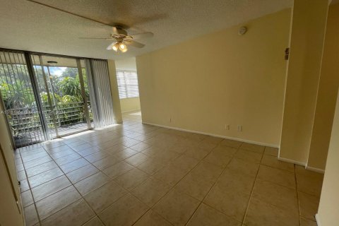 Copropriété à vendre à Davie, Floride: 2 chambres, 89.65 m2 № 1310613 - photo 1