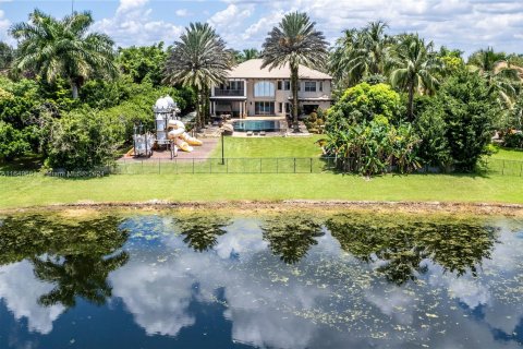 Villa ou maison à vendre à Davie, Floride: 6 chambres, 492.85 m2 № 1333348 - photo 21