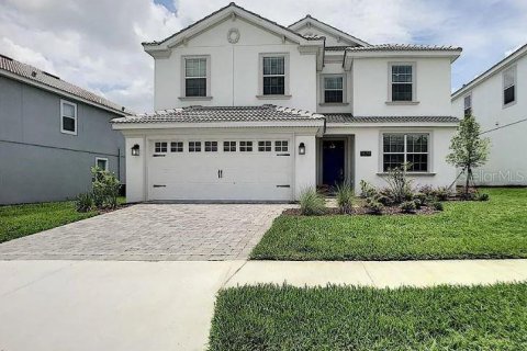 Casa en venta en Davenport, Florida, 6 dormitorios, 310.2 m2 № 686902 - foto 1