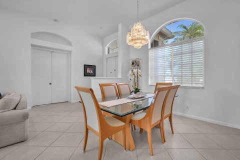 Villa ou maison à vendre à Weston, Floride: 4 chambres, 263.94 m2 № 1177404 - photo 18