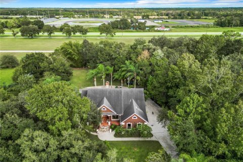 Villa ou maison à vendre à Orlando, Floride: 3 chambres, 178.93 m2 № 1385245 - photo 1