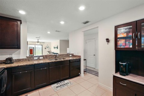 Casa en venta en Mascotte, Florida, 3 dormitorios, 117.99 m2 № 1385247 - foto 17