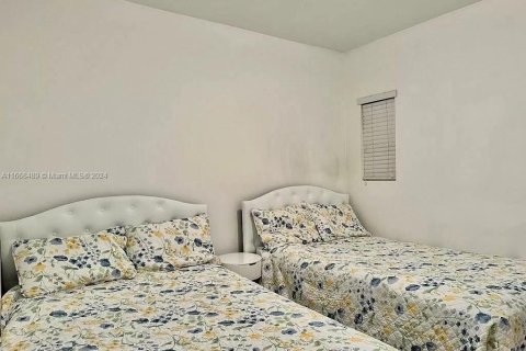 Condo in Miami Beach, Florida, 1 bedroom  № 1401525 - photo 7