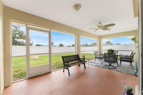 Villa ou maison à vendre à Englewood, Floride: 3 chambres, 114.08 m2 № 1340514 - photo 26