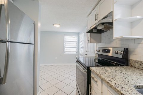 Immobilier commercial à vendre à New Port Richey, Floride: 150.13 m2 № 1349759 - photo 10