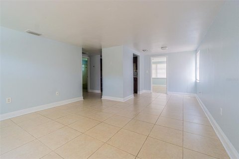 Immobilier commercial à vendre à New Port Richey, Floride: 150.13 m2 № 1349759 - photo 26