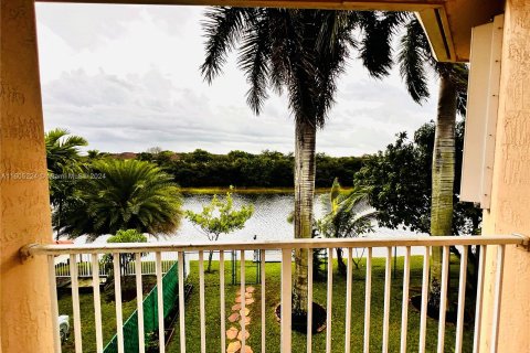 Villa ou maison à vendre à Miramar, Floride: 4 chambres, 249.72 m2 № 1225541 - photo 10