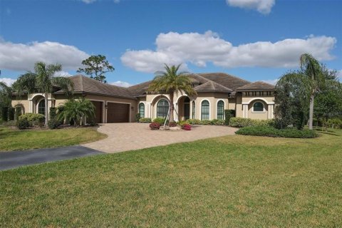Villa ou maison à vendre à Punta Gorda, Floride: 3 chambres, 407.19 m2 № 301560 - photo 2