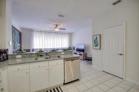 Townhouse in Kissimmee, Florida 3 bedrooms, 133.78 sq.m. № 1354780 - photo 8