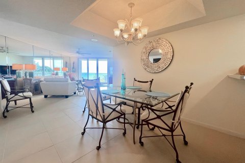 Copropriété à vendre à Hutchinson Island South, Floride: 2 chambres, 130.53 m2 № 839659 - photo 12