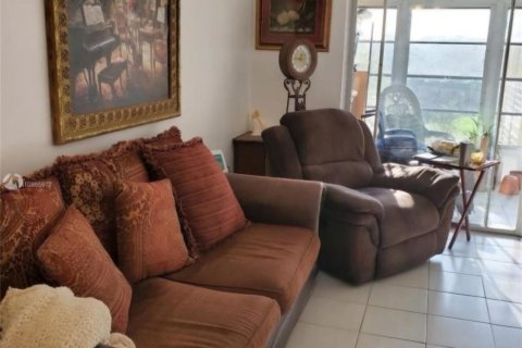 Condo in Fort Lauderdale, Florida, 1 bedroom  № 1222527 - photo 7