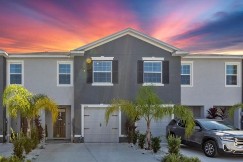 Adosado en venta en Wesley Chapel, Florida, 3 dormitorios, 155.43 m2 № 1387333 - foto 1