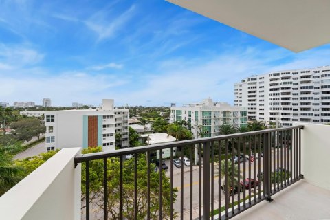 Condo in Fort Lauderdale, Florida, 2 bedrooms  № 938842 - photo 8