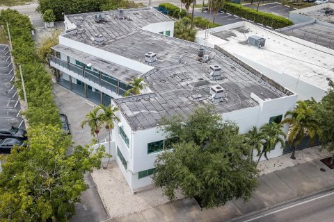 Propiedad comercial en venta en Miami, Florida № 876696 - foto 6