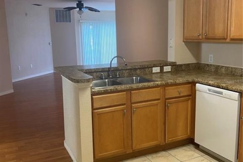 Condominio en venta en Orlando, Florida, 2 dormitorios, 104.98 m2 № 1383412 - foto 2