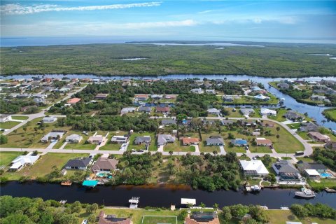 Terreno en venta en Port Charlotte, Florida № 1089907 - foto 5