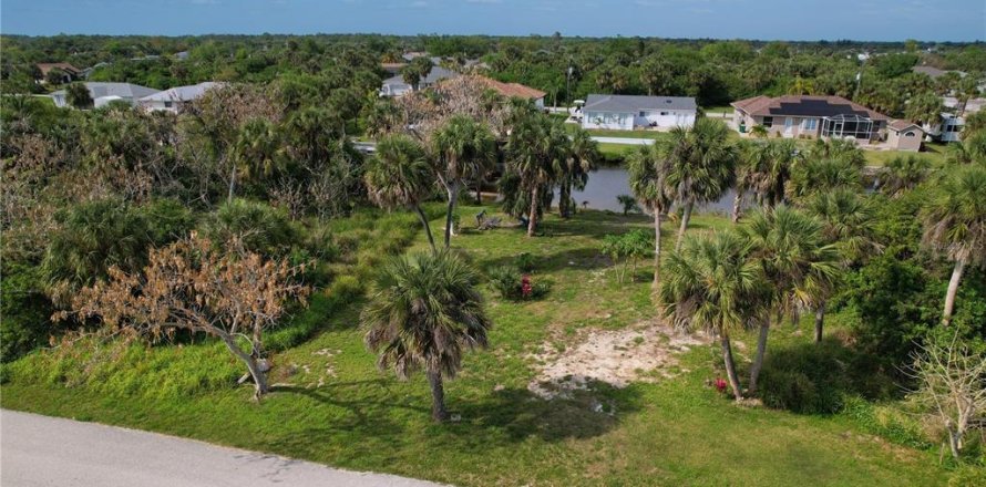 Terrain à Port Charlotte, Floride № 1089907