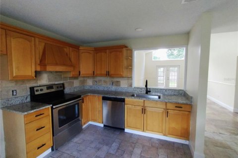 Casa en venta en Apopka, Florida, 3 dormitorios, 120.49 m2 № 1385396 - foto 2