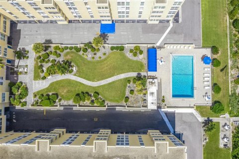 Condominio en venta en Cocoa Beach, Florida, 2 dormitorios, 94.57 m2 № 1385398 - foto 6