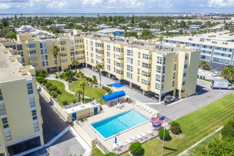 Condominio en venta en Cocoa Beach, Florida, 2 dormitorios, 94.57 m2 № 1385398 - foto 7