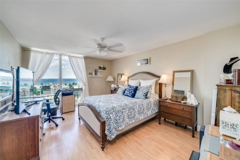 Copropriété à vendre à Hollywood, Floride: 2 chambres, 116.5 m2 № 1316698 - photo 28