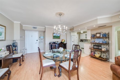 Copropriété à vendre à Hollywood, Floride: 2 chambres, 116.5 m2 № 1316698 - photo 8