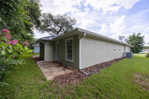 Villa ou maison à vendre à Ocala, Floride: 3 chambres, 143.35 m2 № 1285245 - photo 12