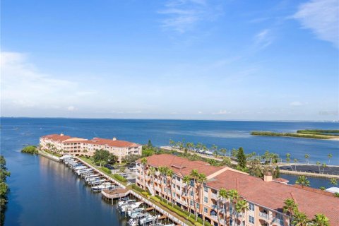 Condominio en venta en Tampa, Florida, 2 dormitorios, 97.92 m2 № 1394444 - foto 1