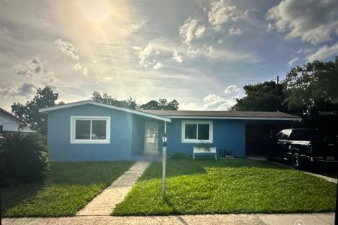 Casa en venta en Deltona, Florida, 2 dormitorios, 103.68 m2 № 1394150 - foto 1