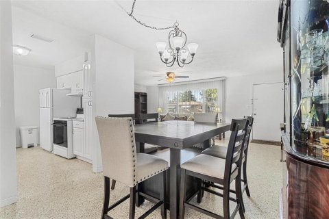 Casa en venta en Saint Petersburg, Florida, 3 dormitorios, 128.3 m2 № 1394109 - foto 4