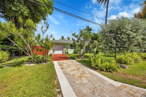 Casa en venta en Miami Beach, Florida, 3 dormitorios, 151.15 m2 № 1345862 - foto 24