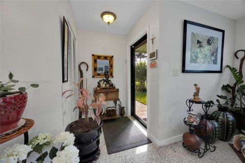 Villa ou maison à vendre à Miami Beach, Floride: 3 chambres, 151.15 m2 № 1345862 - photo 3