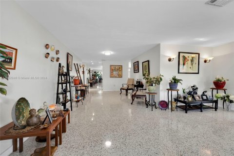 Casa en venta en Miami Beach, Florida, 3 dormitorios, 151.15 m2 № 1345862 - foto 9