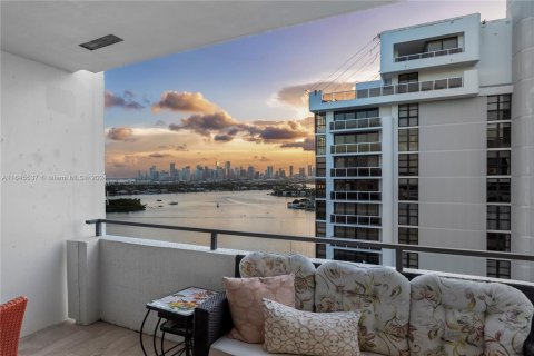 Condominio en venta en Miami Beach, Florida, 2 dormitorios, 114.83 m2 № 1345414 - foto 6