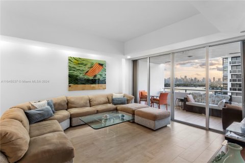 Copropriété à vendre à Miami Beach, Floride: 2 chambres, 114.83 m2 № 1345414 - photo 3