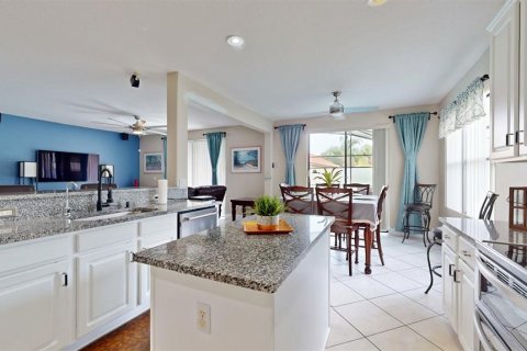 Villa ou maison à vendre à Kissimmee, Floride: 4 chambres, 210.89 m2 № 1324760 - photo 11