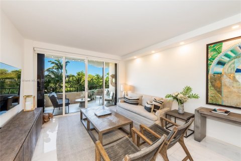 Condo in Key Biscayne, Florida, 2 bedrooms  № 1332405 - photo 2